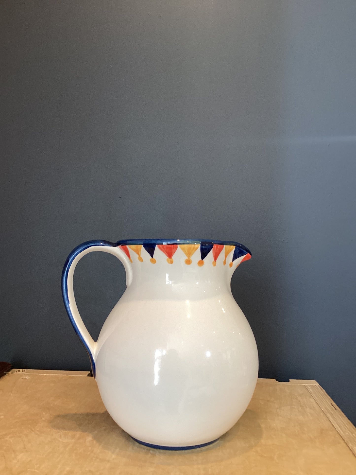 DT-25 Vintage Mulberry jug