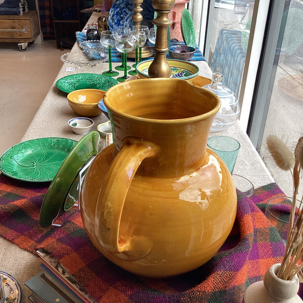 Ochre Barum jug DT-51