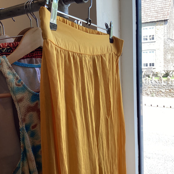 PLCF001 Zara Yellow trousers