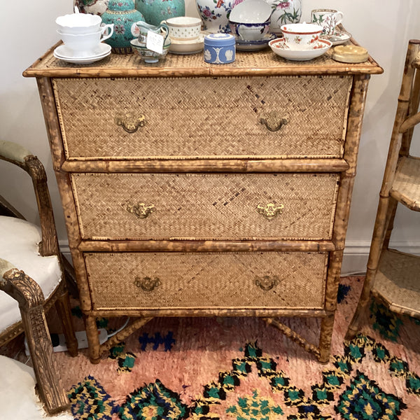 Bamboo drawers IS0044
