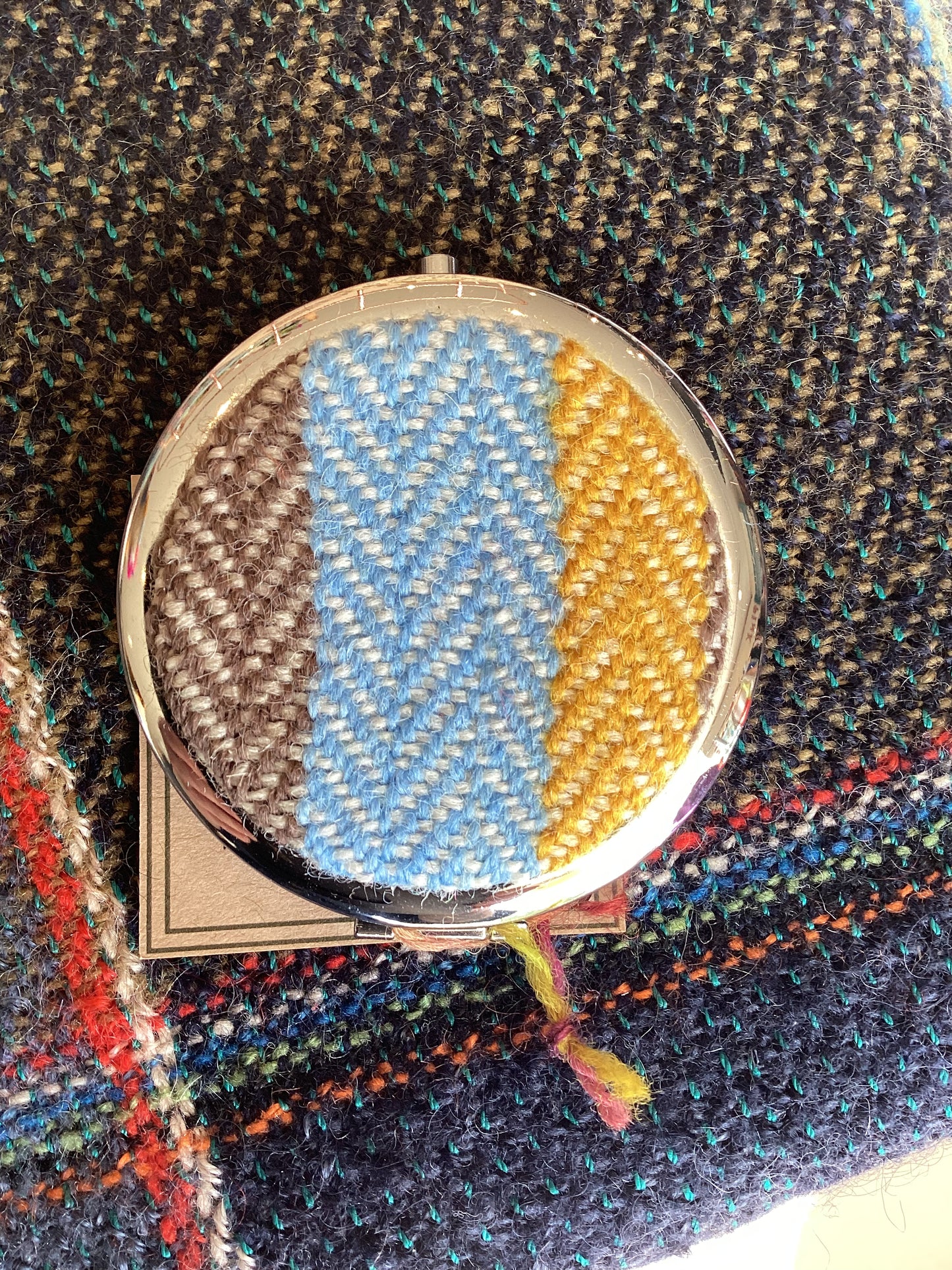 FLT-PKTM1 - spring-on-the-avenue-plaid-handwoven-british-wool-pocket-mirror