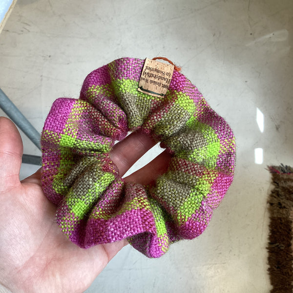 FLT-LGSCR2 - magnolia-plaid-handwoven-british-wool-scrunchies