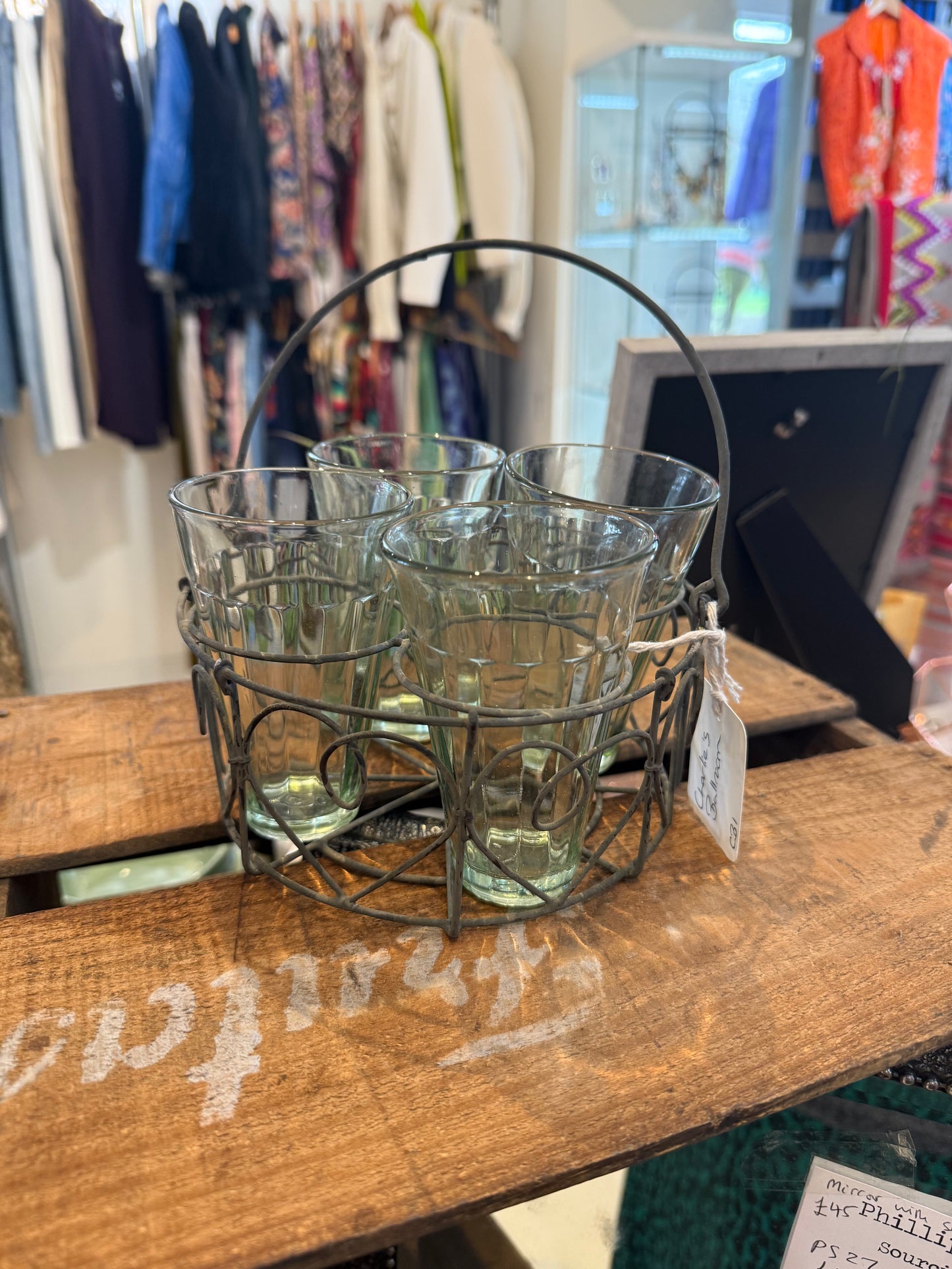 CB1 - 4 tumblers in a basket