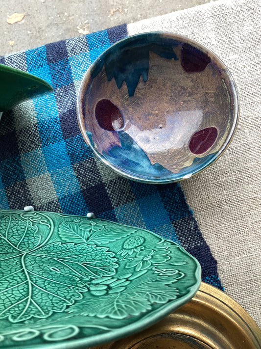 Small purple dish - discounted chipped DT-63