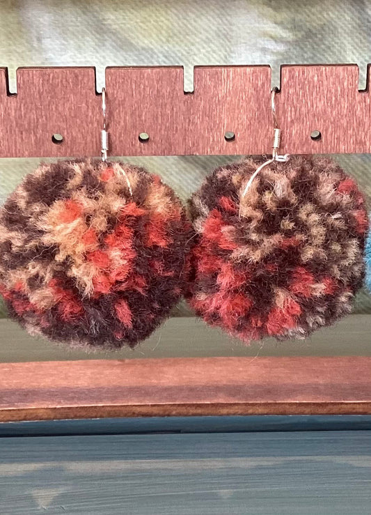 FLT-POMEA1 - pom-pom-earrings-4