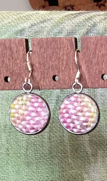 FLT-SMLEA2 - magnolia-plaid-handwoven-british-wool-small-earrings