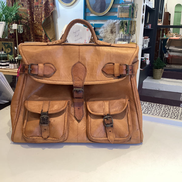 CB25 - Battered Briefcase