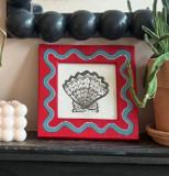 TFC_LL_27 - Scalloped Shell Ink & Frame / Red